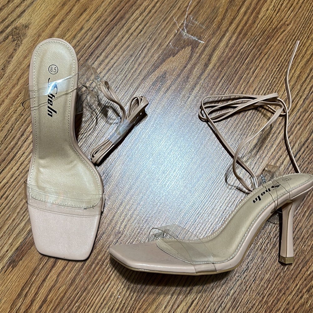 NUDE HEELS